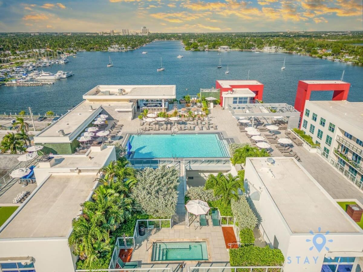 Bay View - Balcony - Amazing Pool -