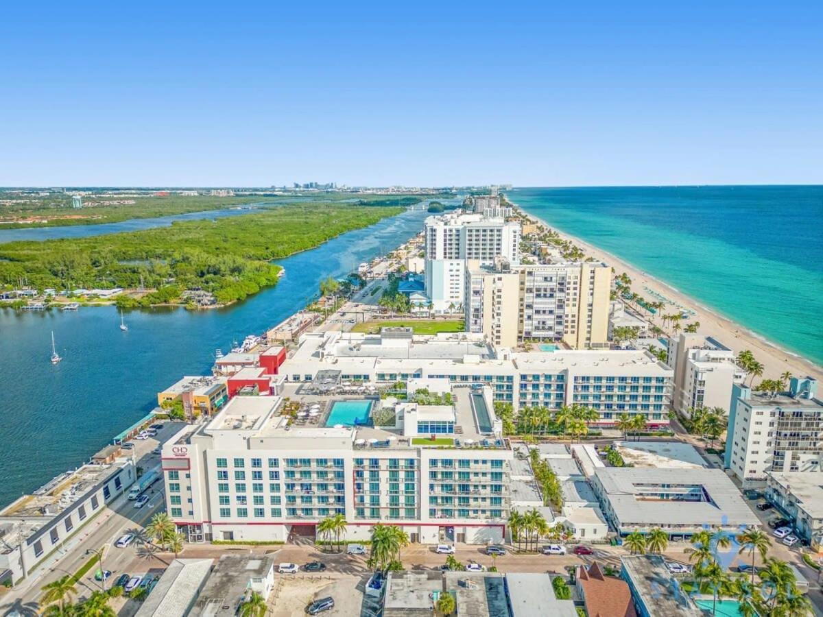 Bay View - Balcony - Amazing Pool - Appartement *