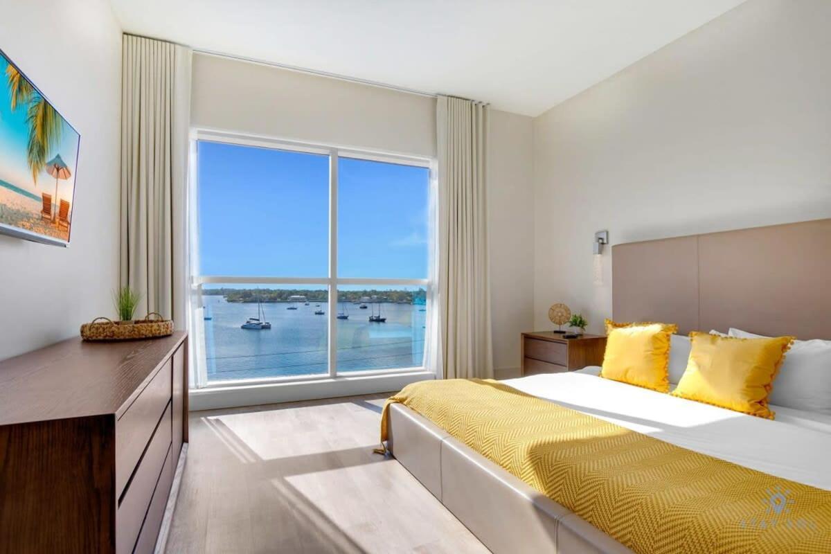 Bay View - Balcony - Amazing Pool - Appartement *