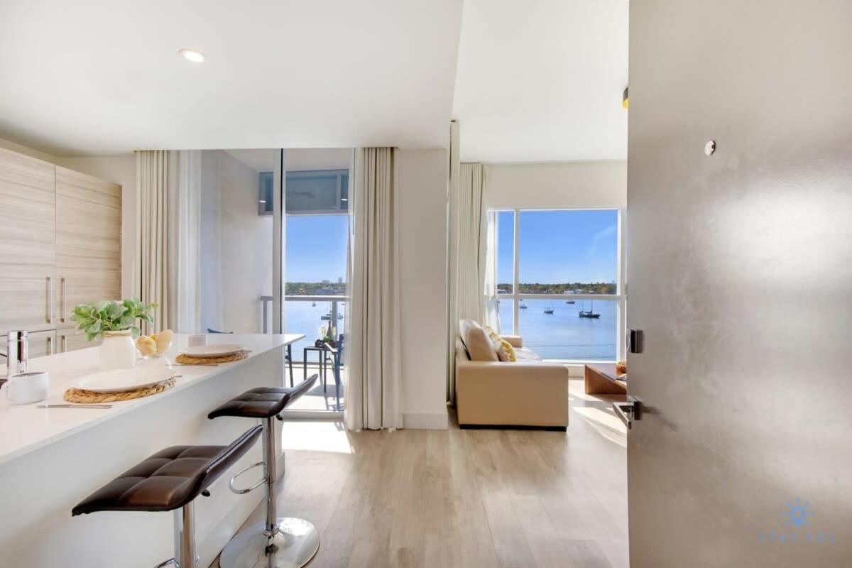 Bay View - Balcony - Amazing Pool -
