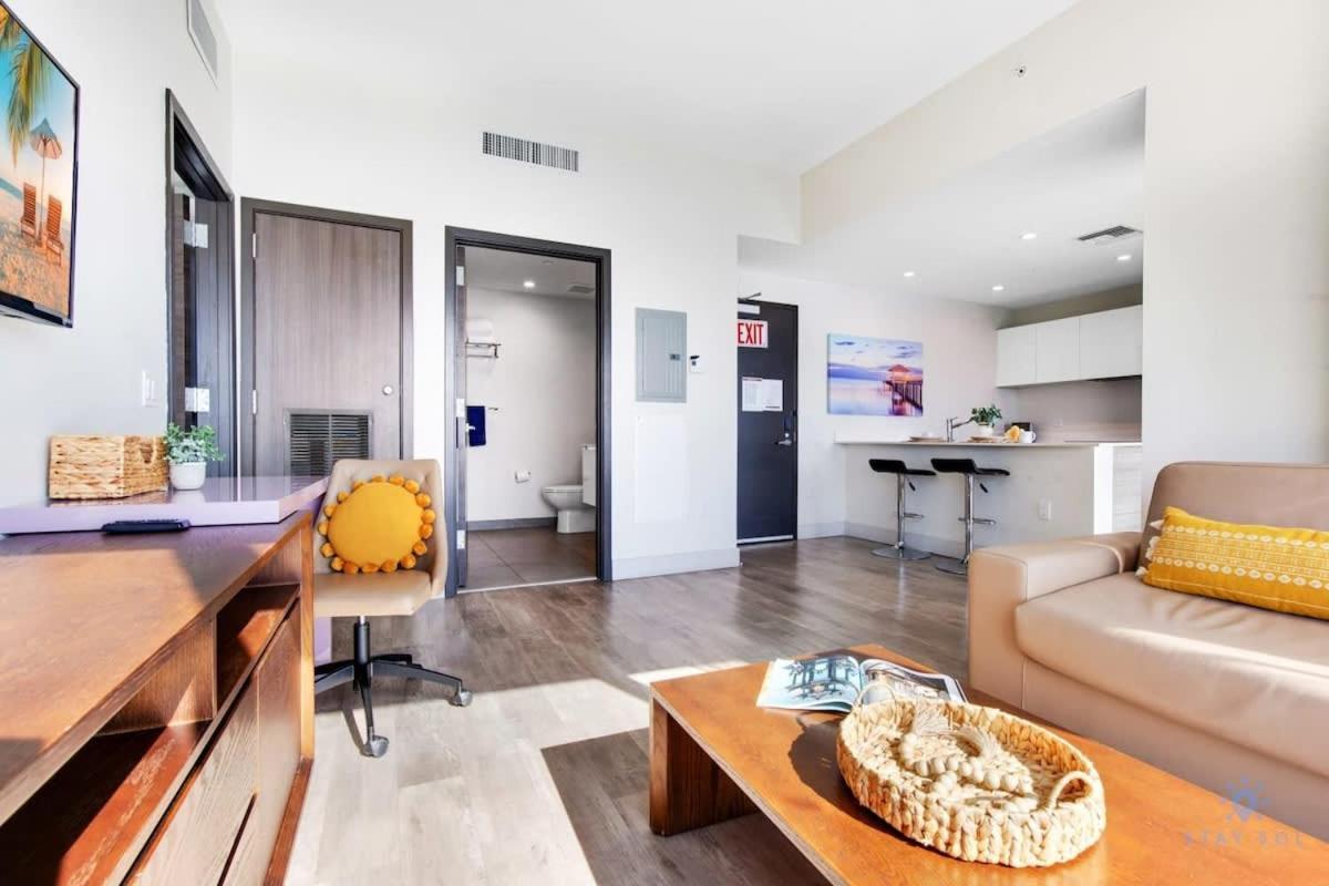Bay View - Balcony - Amazing Pool - Appartement *