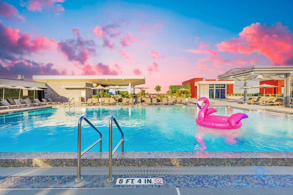 Bay View - Balcony - Amazing Pool -